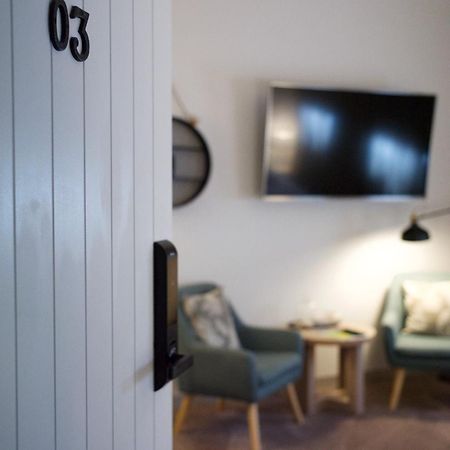Bay Of Fires Apartments - Town Centre เซนต์เฮเลนส์ ภายนอก รูปภาพ