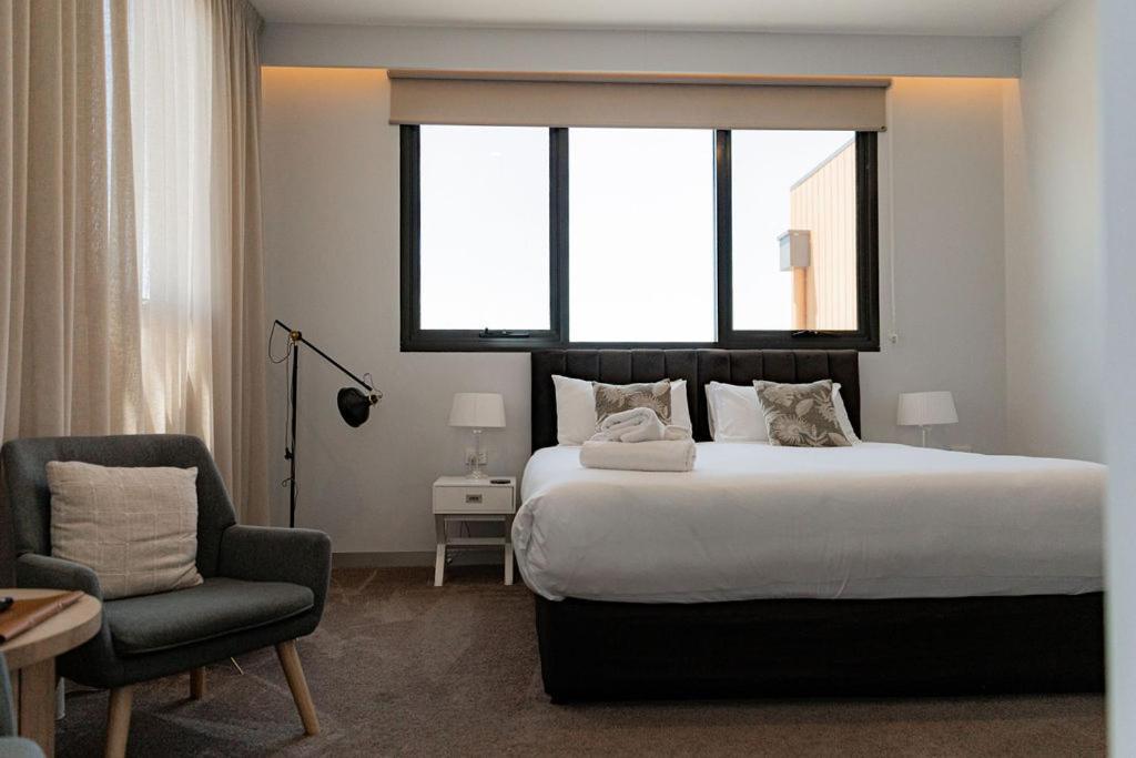 Bay Of Fires Apartments - Town Centre เซนต์เฮเลนส์ ภายนอก รูปภาพ
