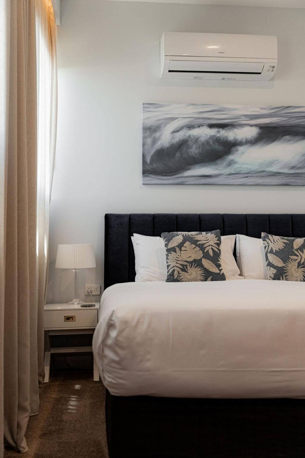 Bay Of Fires Apartments - Town Centre เซนต์เฮเลนส์ ภายนอก รูปภาพ