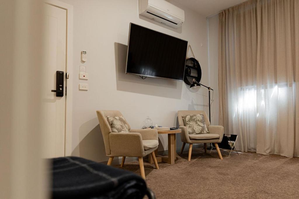 Bay Of Fires Apartments - Town Centre เซนต์เฮเลนส์ ภายนอก รูปภาพ