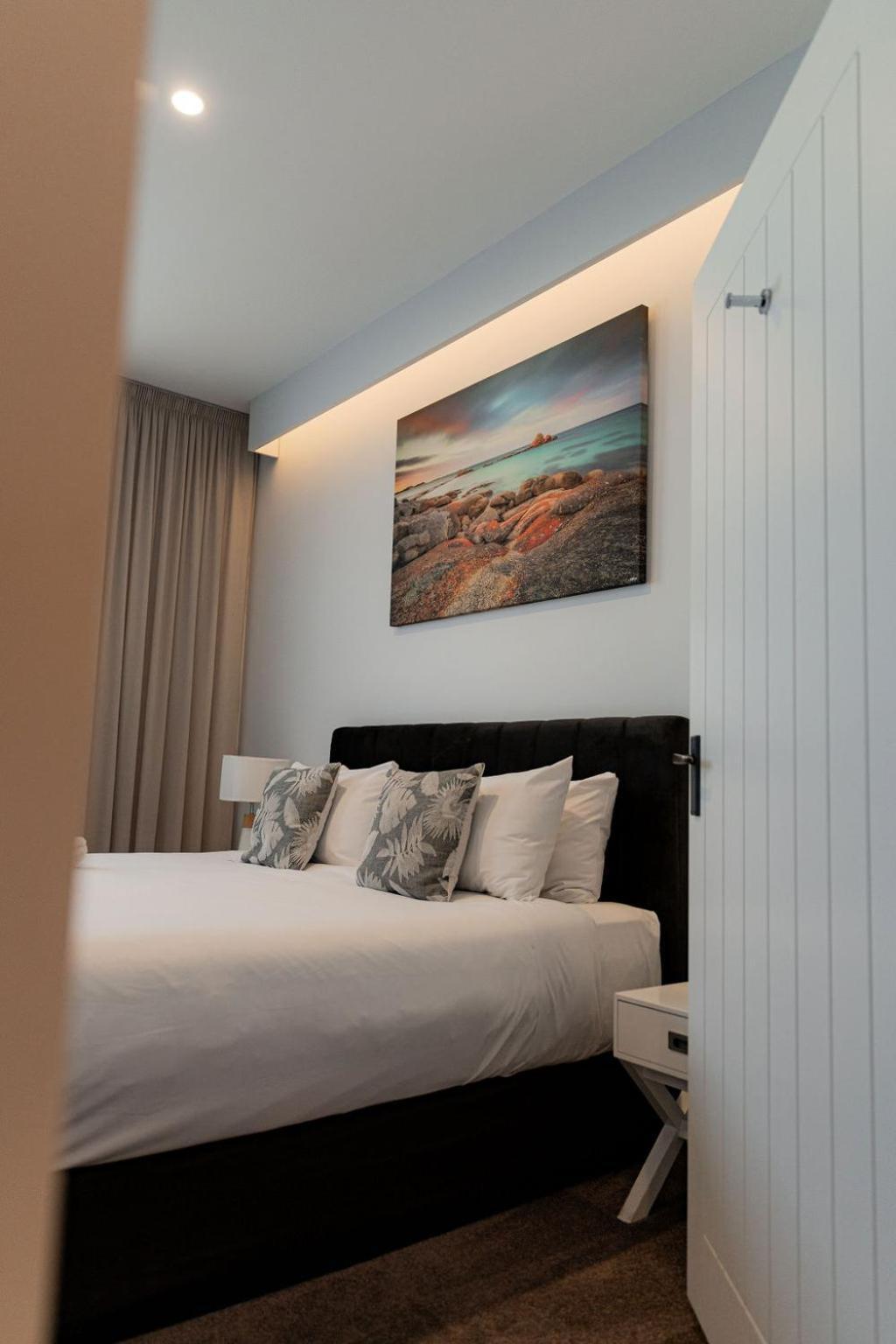 Bay Of Fires Apartments - Town Centre เซนต์เฮเลนส์ ภายนอก รูปภาพ