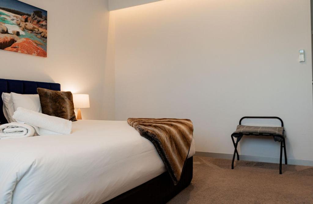 Bay Of Fires Apartments - Town Centre เซนต์เฮเลนส์ ภายนอก รูปภาพ